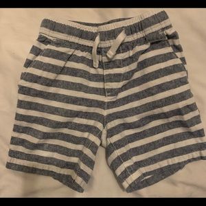 Boys size 3 Gap shorts